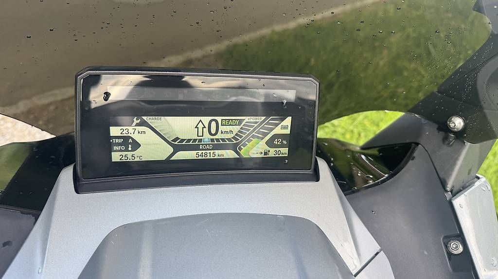 Scooter: Schöner BMW Elektroroller C-Evolution AB MFK – Usato da Gersau venduto da 3282 1