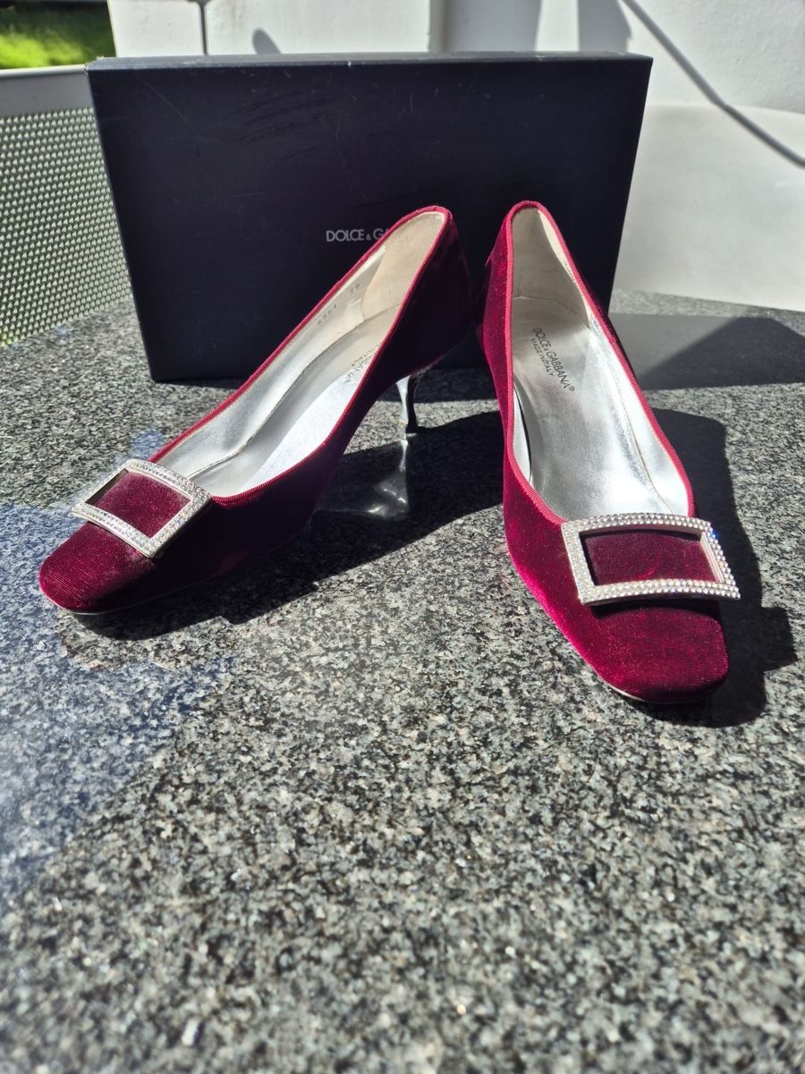 Dolce & Gabbana Scarpe da donna: Dolce & Gabbana Samt-Pumps Gr. 38 – Usato da Dübendorf venduto da MariaS. 1