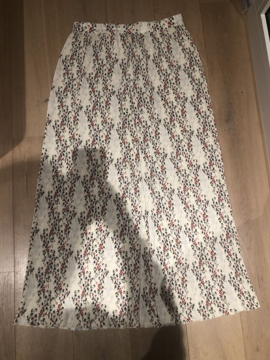 Sezane Pantaloni: Sezane Hose – Usato da Wettswil venduto da lalinda85