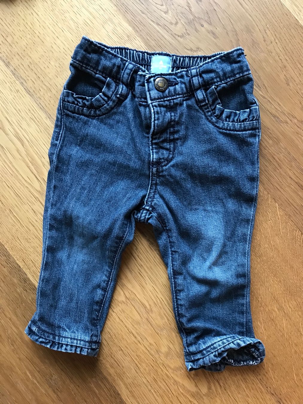 Lotti & Set di vestiti: Kleiderpaket mit Pullover und Jeans Grösse 62/68 – Usato da Wollerau venduto da Oriole83 2