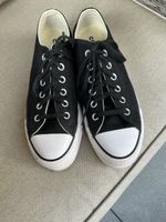 Neuwertige Converse Sneakers