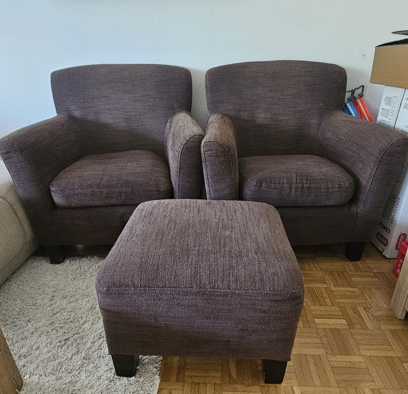 Poltrone: 2 Sessel mit Hocker braun guter Zustand – Usato da Dübendorf venduto da ZH_city