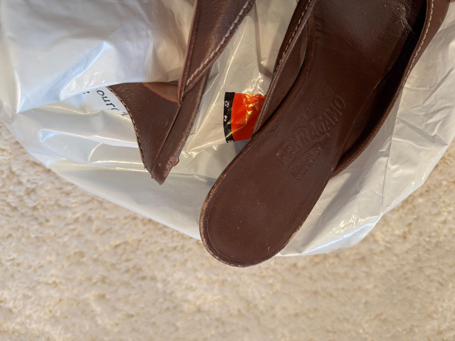 Salvatore Ferragamo Scarpe da donna: Ferragamo Brown Leather Heeled Mules – Usato da Fribourg venduto da mariedw 1
