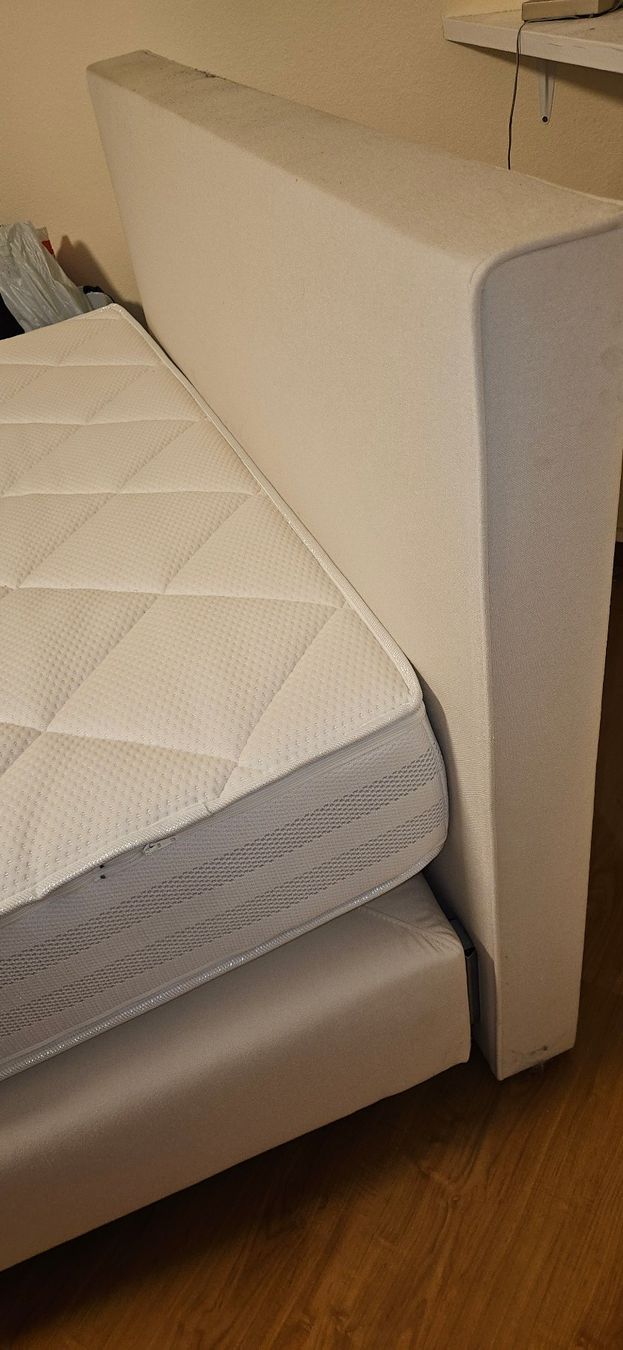 Letti: Bett Top Swiss Rigoletto hell gebraucht – Usato da ZIHLSCHLACHT venduto da Raja9 4