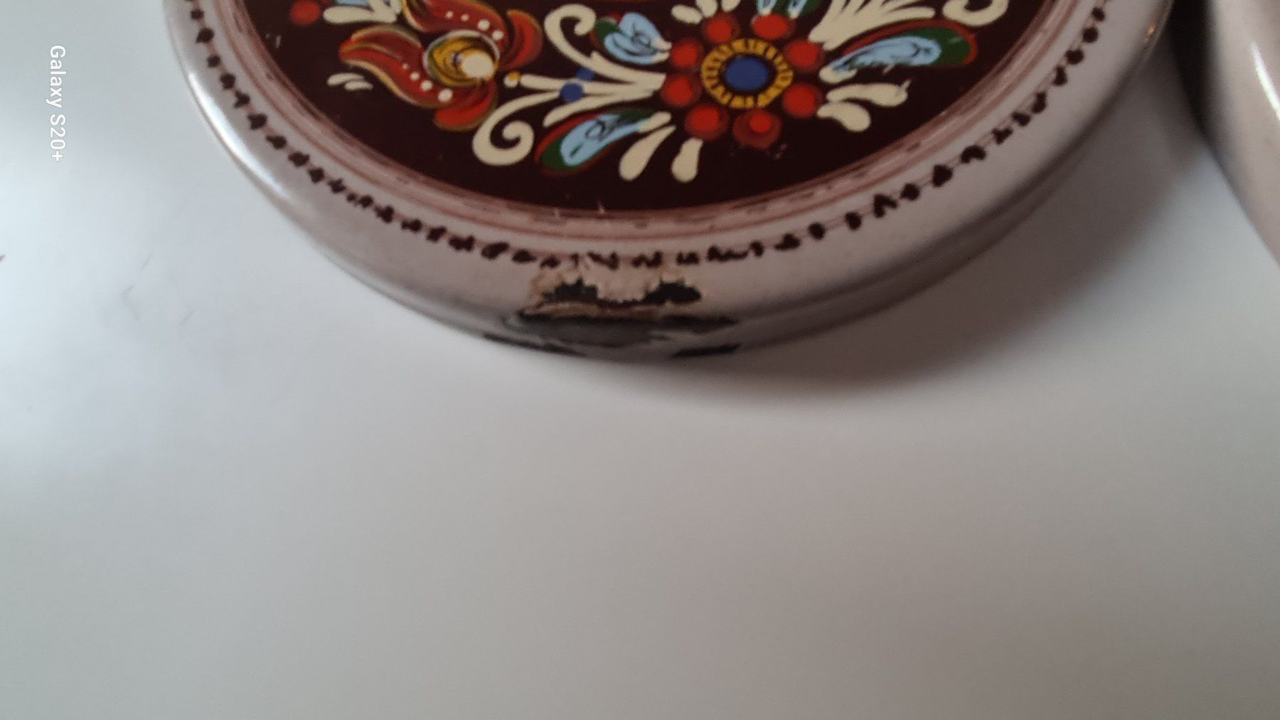Tutte le decorazioni: Erdplatten Deckel 2  St. Durchmesser 20 cm + 2 St. 24 cm alt – Usato da Aldesago venduto da mym_p9n6 9