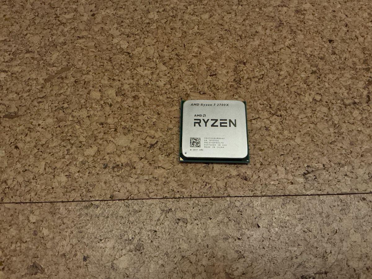 Amd Componenti elettronici: AMD Ryzen 7 2700X Processor (8 Kerne/16 Threads, Socket AM4) – Usato da Arbon venduto da Ramon136