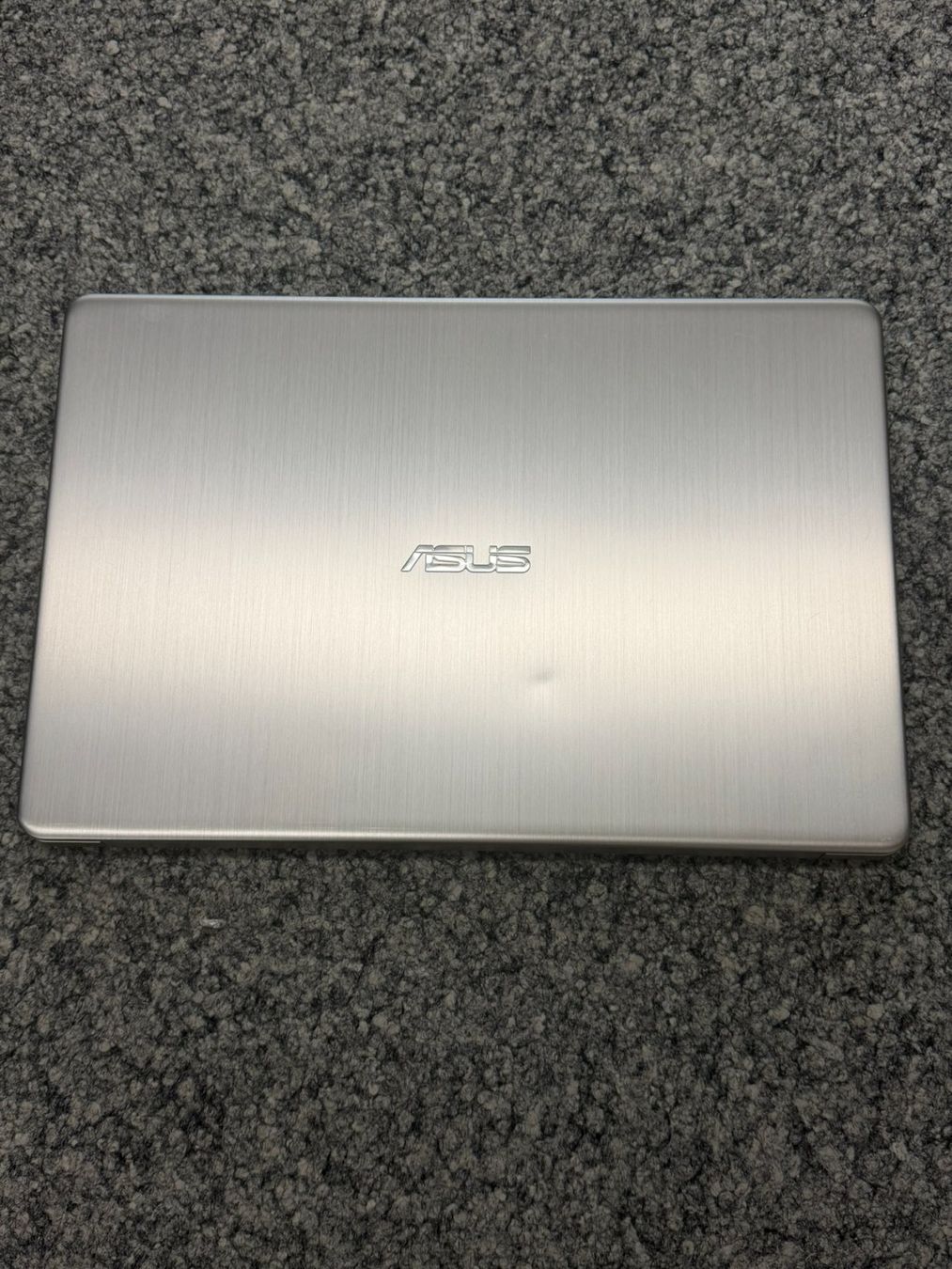 Asus Notebooks: Asus VivoBook S – Gebraucht aus Spiez von eag01 2