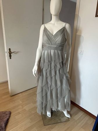 Elegantes Abendkleid in Taupe  Grösse 42