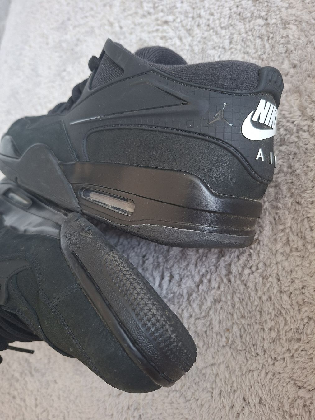 Jordan Chaussures hommes: Baskets Jordan Flight noires homme T44 – D'occasion à Renens VD par ser_j2fn 7