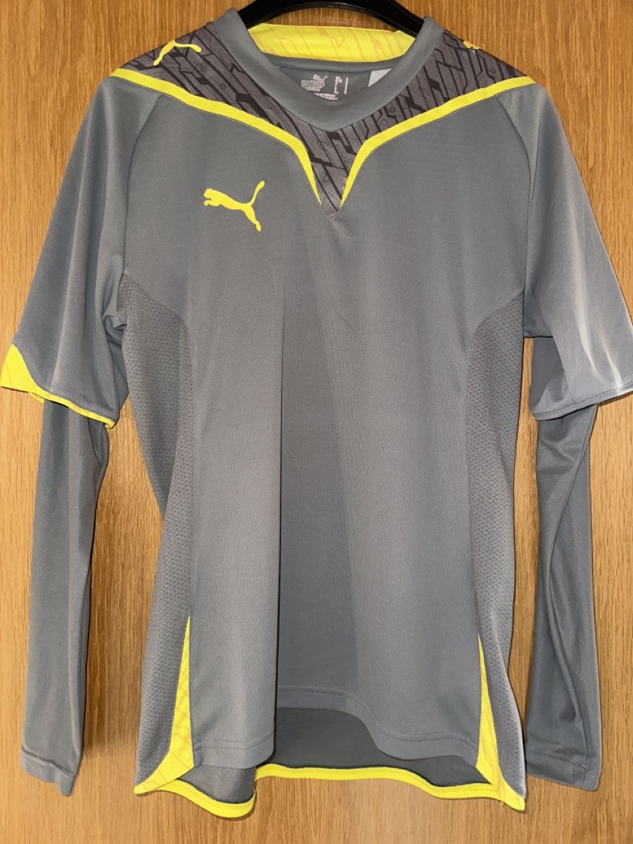 Puma Pullover & Sweatshirts: Puma Shirt Gr. S  – Gebraucht aus Wald AR von sar_x867