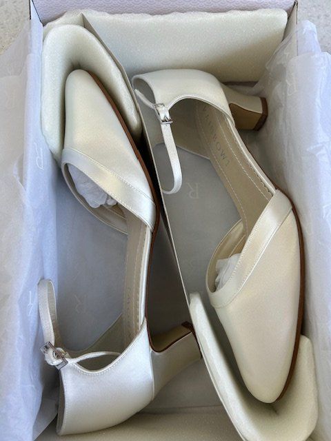 Rainbow Scarpe da donna: Brautschuh Anika von Rainbow Gr. 7 / 40 – Nuovo (secondo la descrizione) da Rothenburg venduto da stacostaco 3