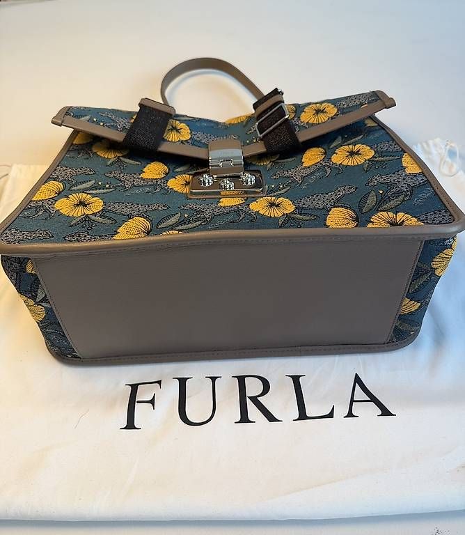 Furla Borse da donna: Furla Tasche – Nuovo (secondo la descrizione) da Glattpark(Opfikon) venduto da Khajo 1