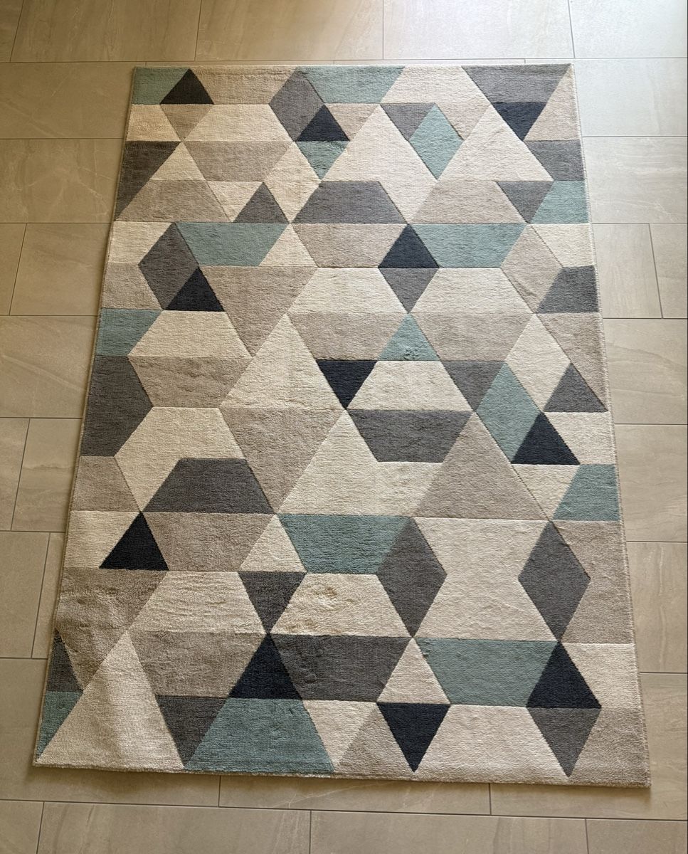 Tappeti: Teppich 200x140 – Usato da Hombrechtikon venduto da gurgennn