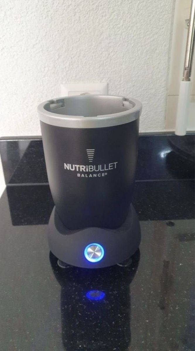 Nutribullet Appareils de cuisine: nutribullet balance 1200W top Zustand – D'occasion à Maienfeld par tobeyl2020 2
