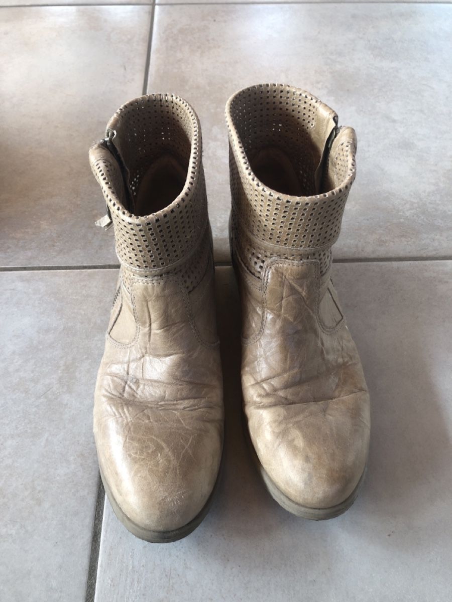 Scarpe da donna: Bottines nero giardini - made in Italy – Usato da Lonay venduto da sop_wf8k