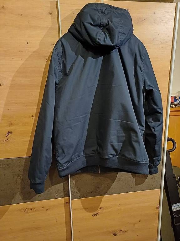 Vestes: Veste hiver Element XL  – D'occasion à Marsens par Dabo2805 1