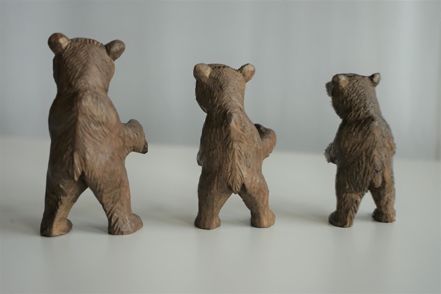 Figuren: 3 Bären, geschnitzt – Gebraucht aus Brienz BE von P.Edelweiss 2