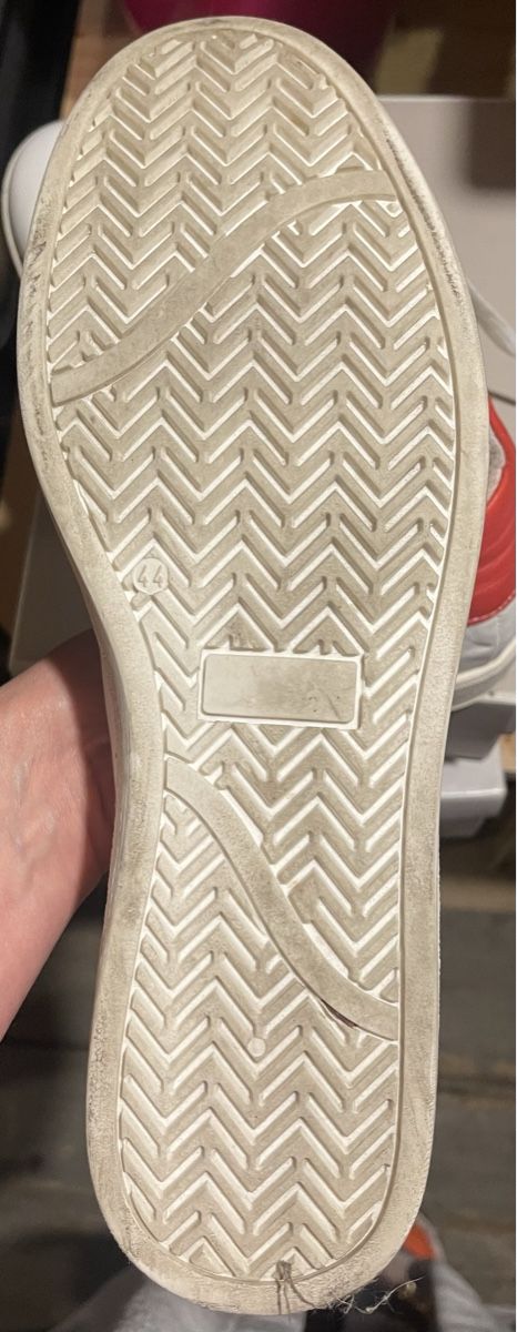 Herrenschuhe: weisse Turnschuhe Leder Grösse 44 – Gebraucht aus Wil SG von WauWauBoutique 3