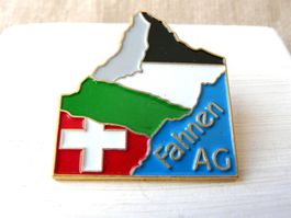 • Fahnen Fribourg Freiburg montagne Berg Fahne    pin M6L.34
