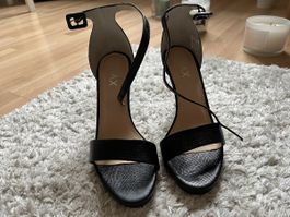 Schwarze Sommer Sandaletten - Grösse 37 - Neu!