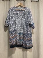 Kimono blau gemustert aus Seide Versand 9.-