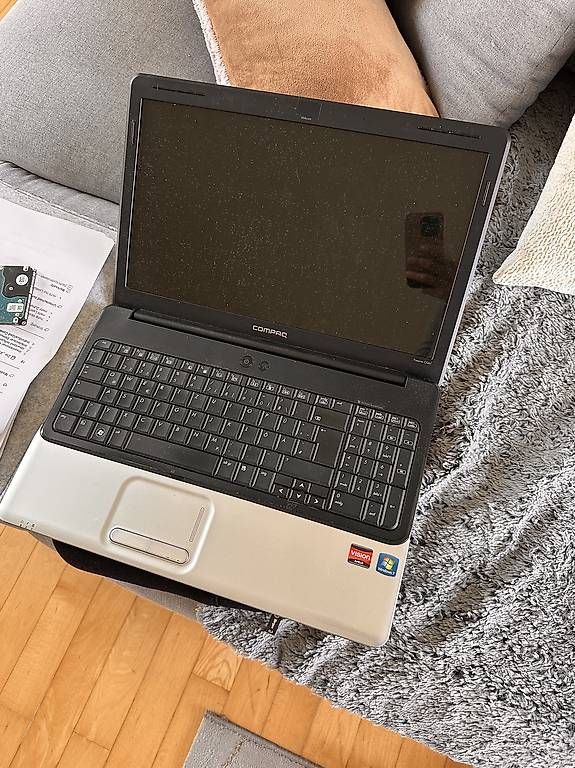 PCs: Compaq PC ohne Festplatte zu verkaufen  – Gebraucht aus Sarnen von dol_t7lx