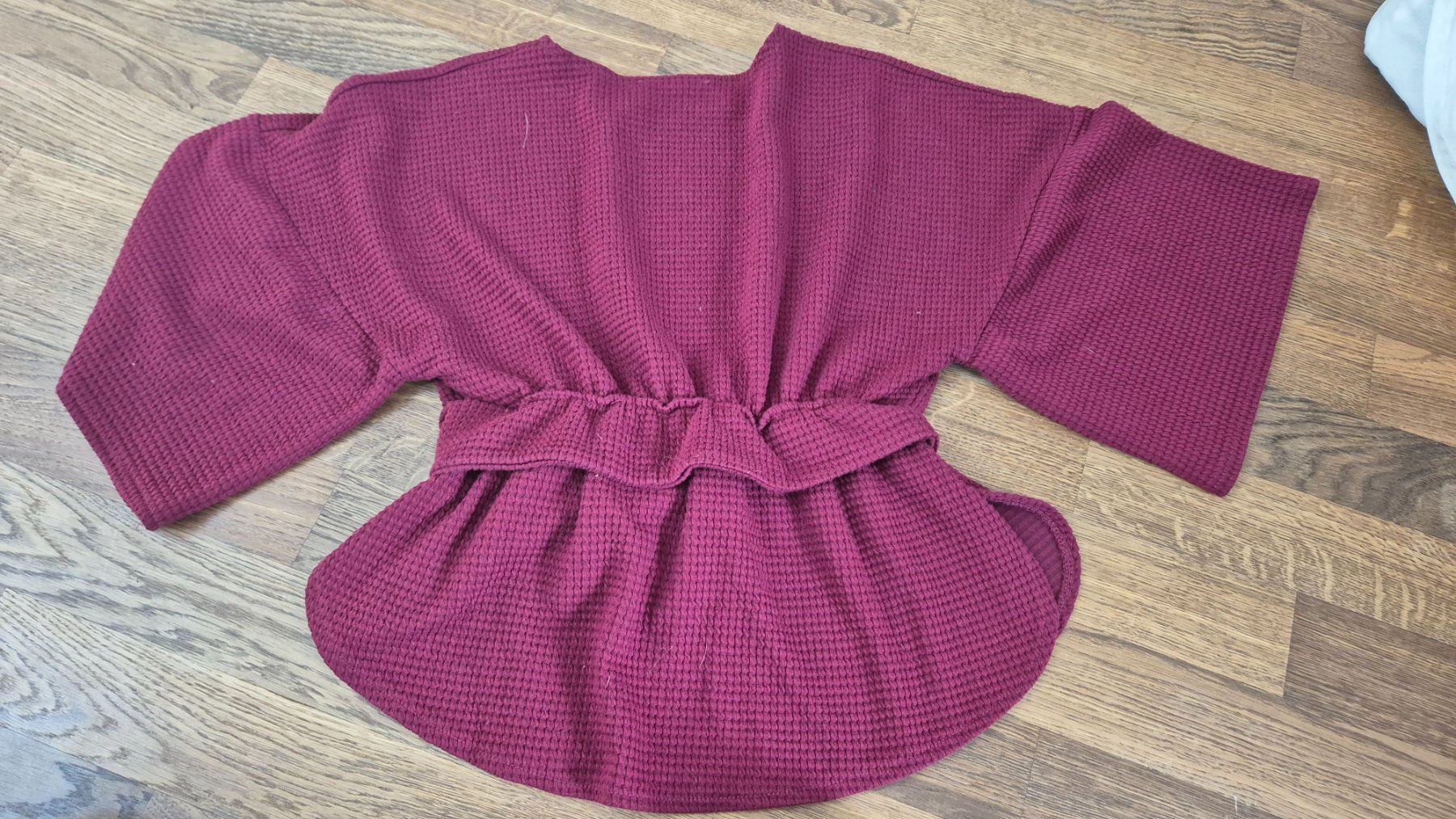 Mango Top: Burgundy top Mango size S – Usato da Zürich venduto da monadiederich 1
