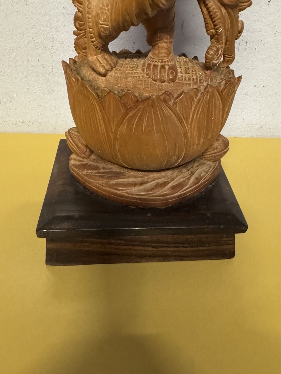 Sculptures & Statues: Holz Skulptur  – D'occasion à Schlieren par Freundlich02 2