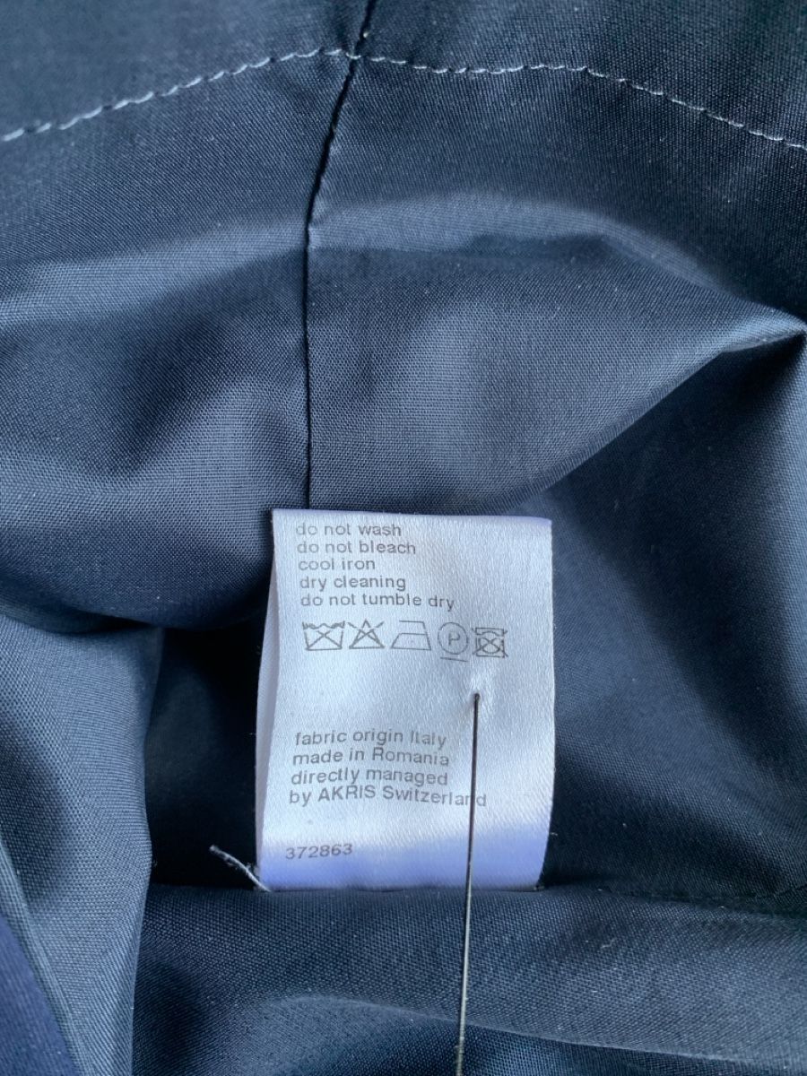 Akris Vestiti: AKRIS: Navy blaues, figurbetontes Kleid, 36 – Usato da Luzern venduto da designluzern 8