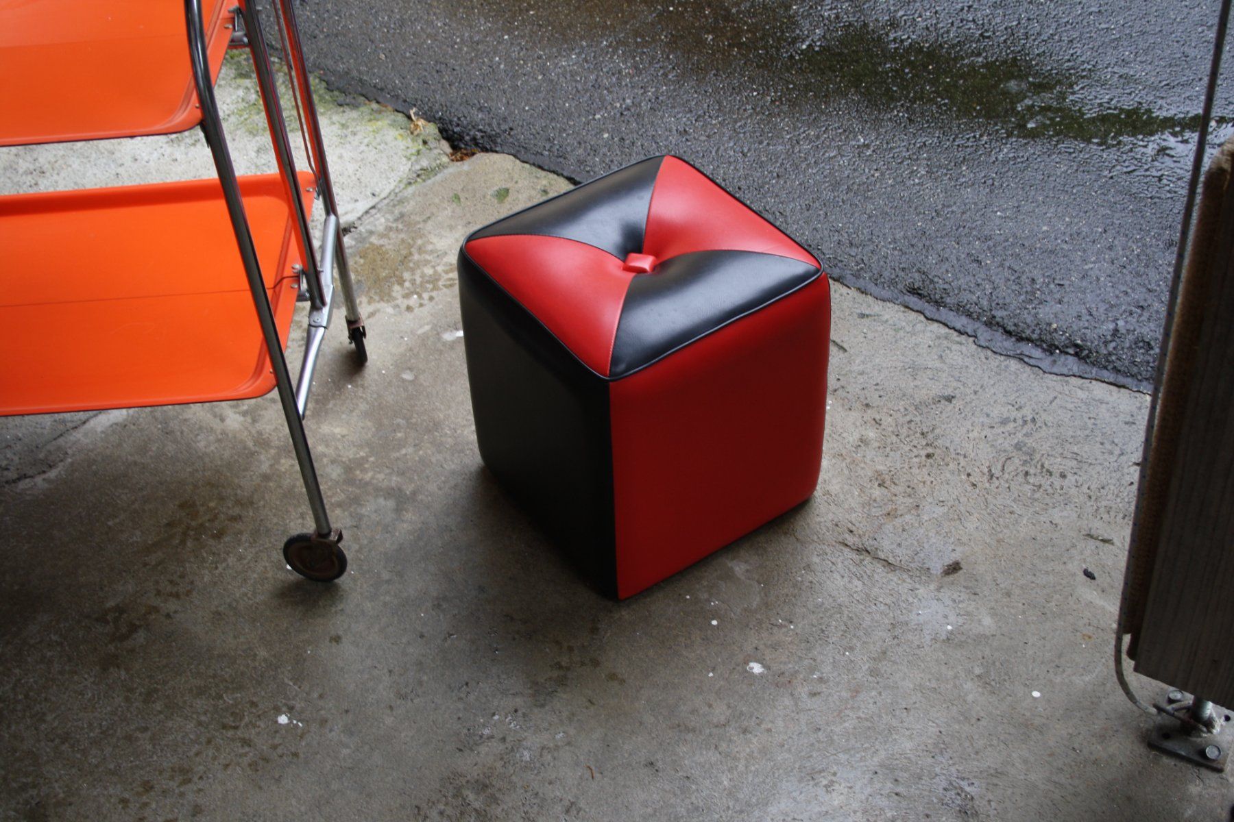 Sgabelli: HOCKER  VINTAGE? – Usato da Wauwil venduto da Pneuedy 1