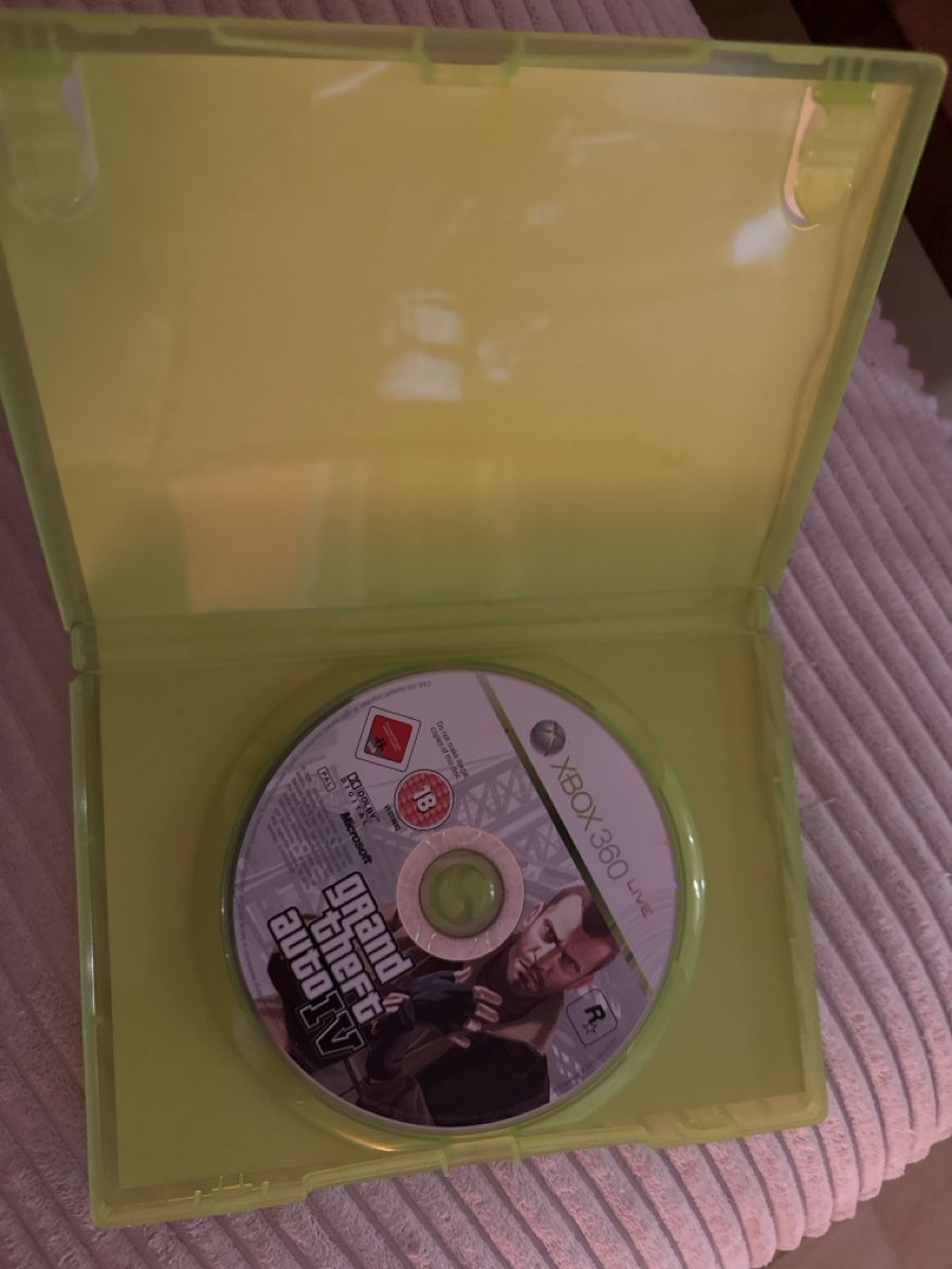 Jeux: Grand Theft Auto IV XBOX 360 gebraucht – D'occasion à Feuerthalen par tan_sc6v 1