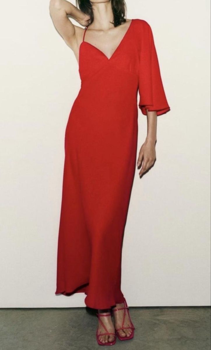Zara Robes: Zara Kleid rot Grösse S, Polyester Versand + 9.- – D'occasion à Meilen par ana9