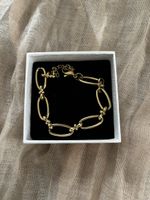Elegantes goldfarbenes Armband