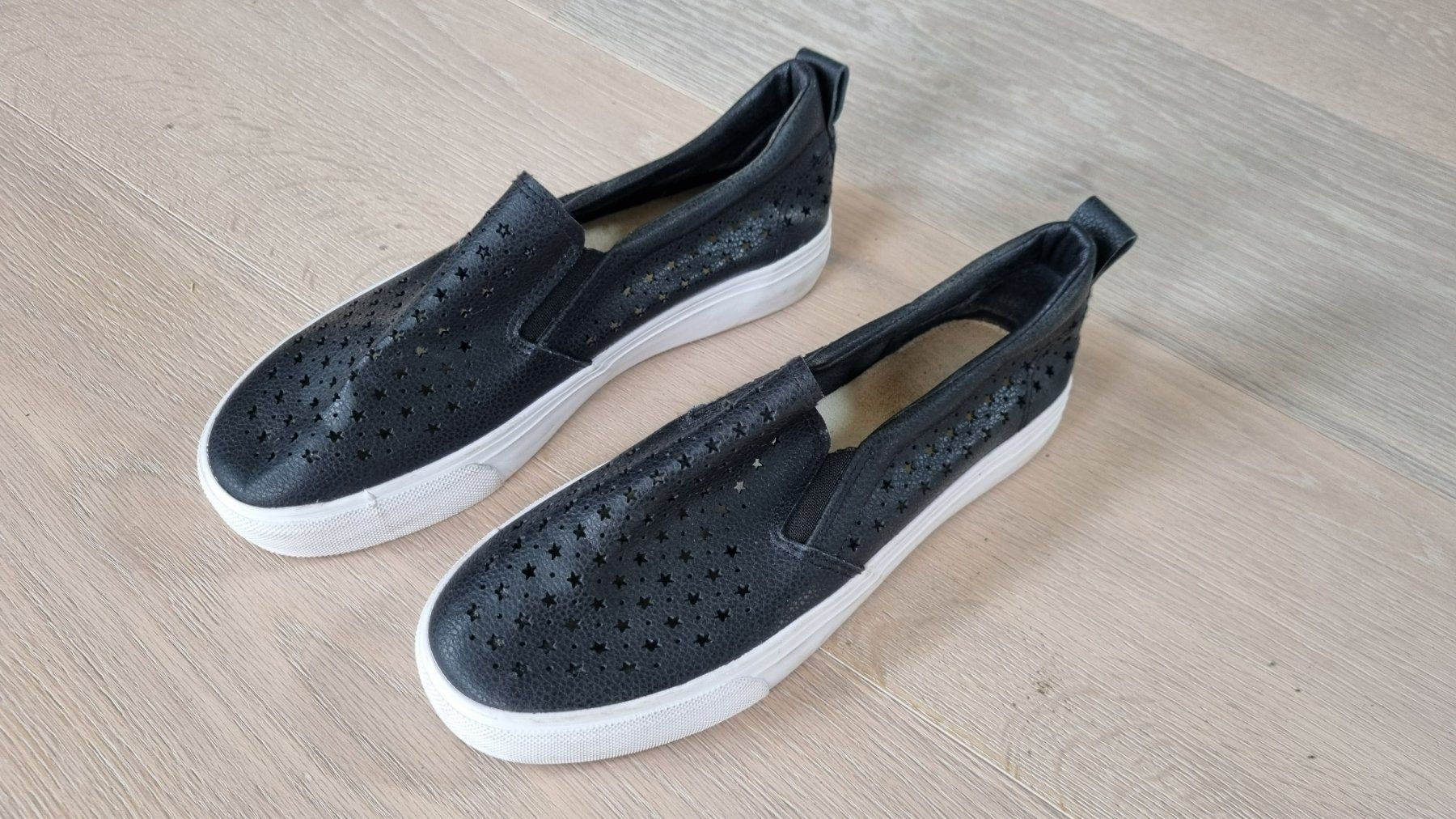 Scarpe per ragazze: Sommerschuhe - Gr. 37 – Nuovo (secondo la descrizione) da Neftenbach venduto da DanielaS01020304