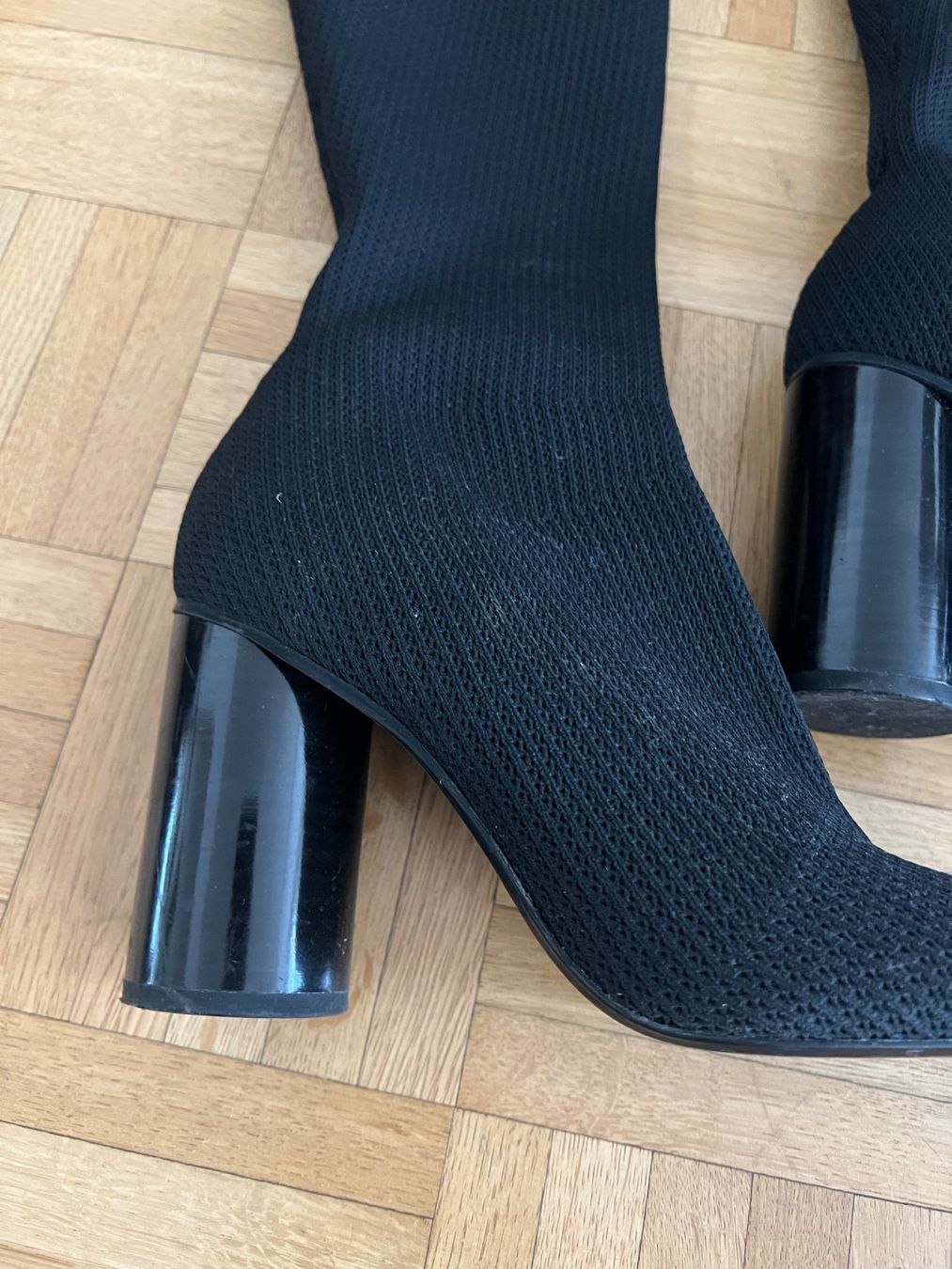 Bershka Scarpe da donna: Cuissardes à talons – Usato da Vandoeuvres venduto da tif_nk52 1