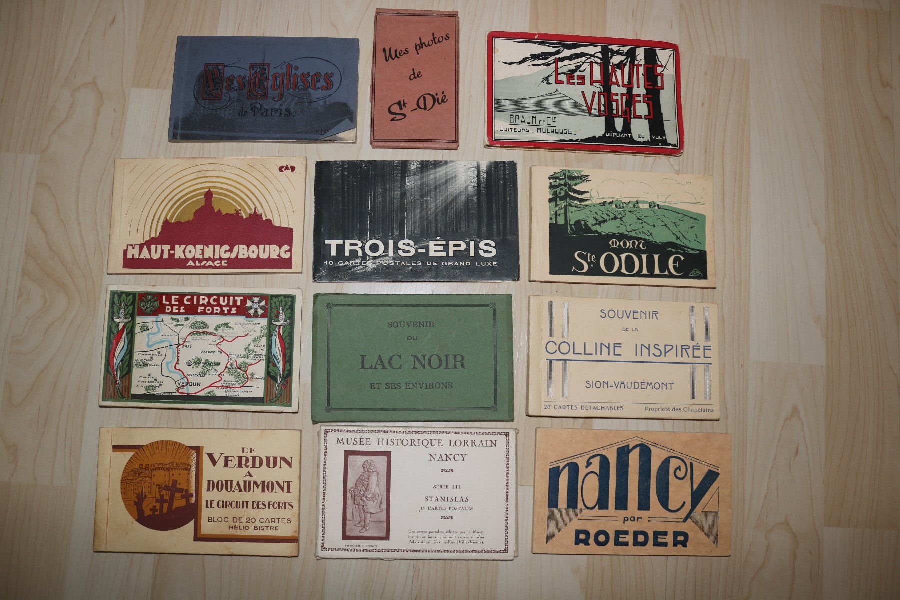 Cartoline postali: Carnets de cartes postales françaises – Usato da Biel/Bienne venduto da Ligurie