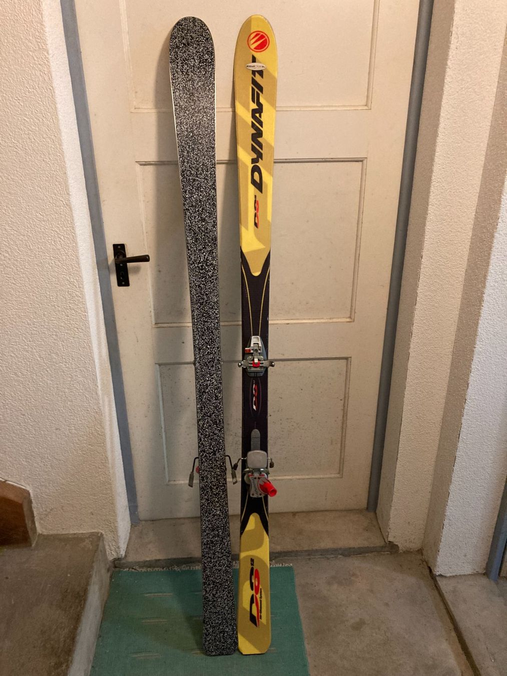 Dynafit Sci: Touren Ski Dynafit – Usato da Frauenfeld venduto da oli_hy8j 1