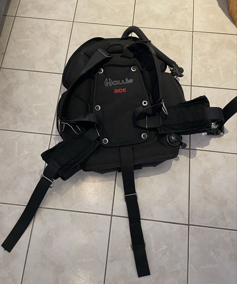 Bombole da sub: Tauchjacket Hollis Ride gebraucht – Usato da Diemerswil venduto da mar_wp7t