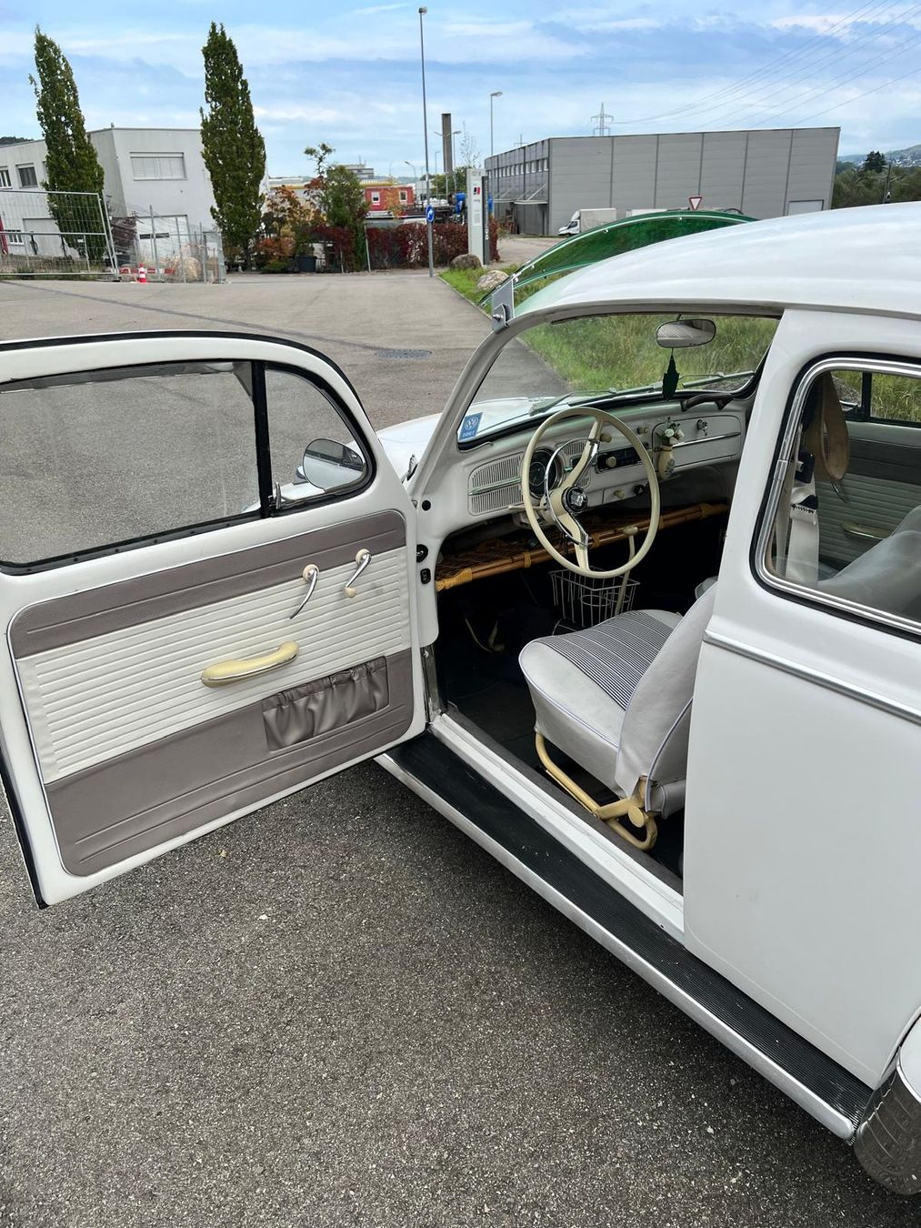 Automobili: VW Käfer Jg1965 – Usato da Hüttikon venduto da AR-Swiss 5