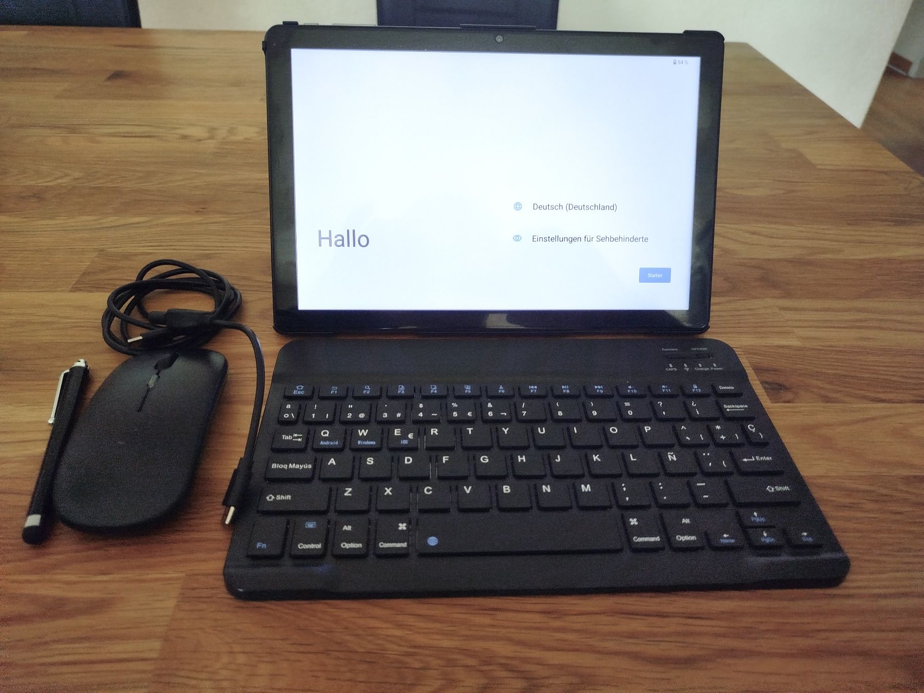 Tablettes PC: Tablet Crelander 10.1" – D'occasion à Rubigen par Honda750