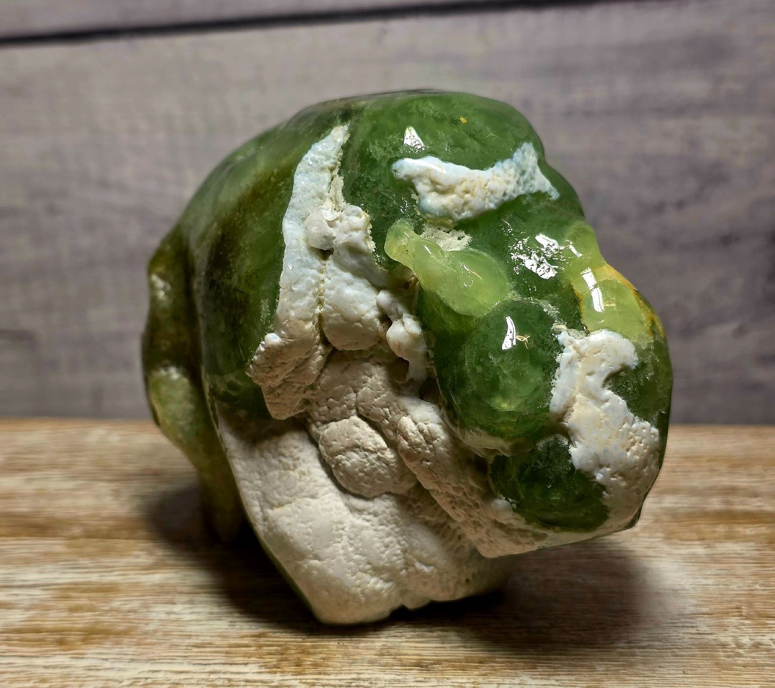 Minerali & Pietre curative: Prehnit Schädel 965g – Nuovo e nell'imballaggio originale da Matzingen venduto da Shay_Crystalz 2