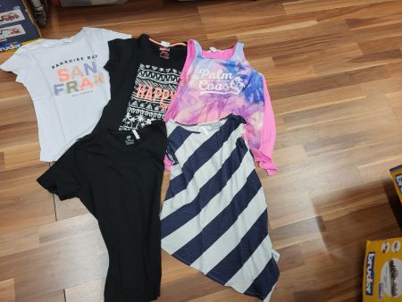 5 Tshirts 146 mit Pepperts T-shirt B23