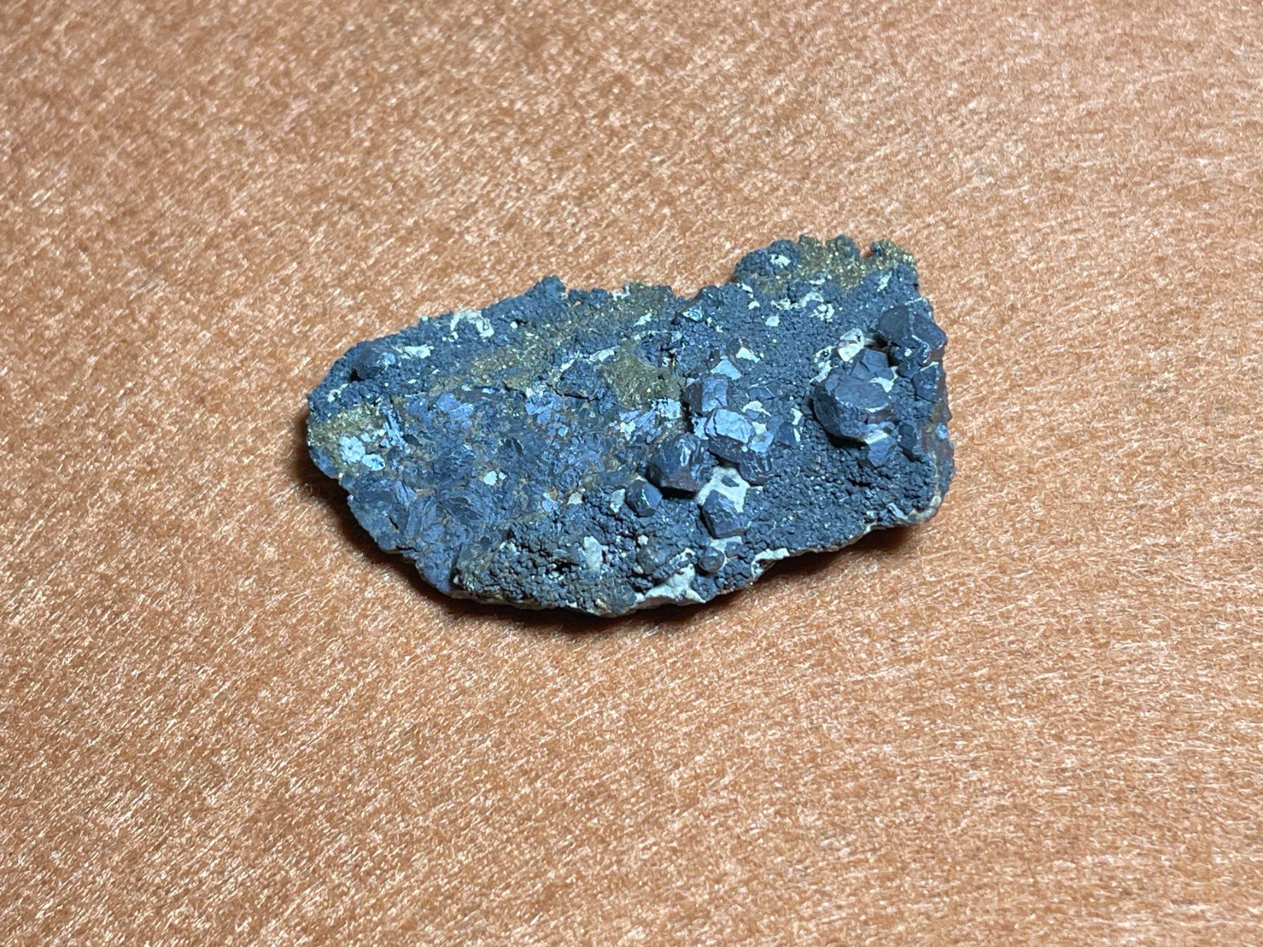Minerali & Pietre curative: Galène et pyrite – Usato da Cernier venduto da Tashi_Delek 2