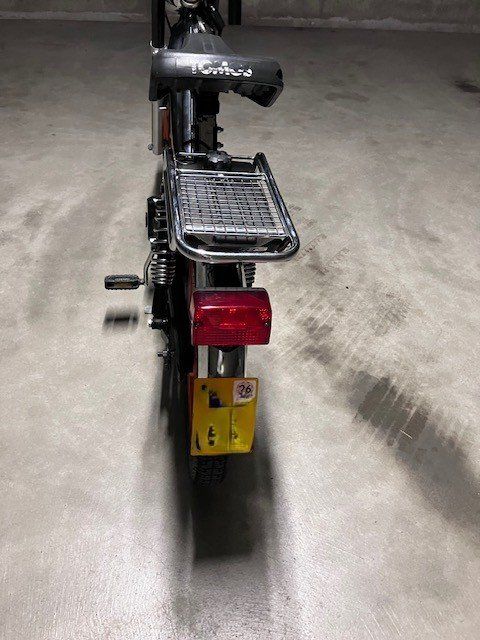 Tomos Mofas: TOMOS Mofa zum Basteln – Defekt aus Muttenz von Reggaetaxi 3