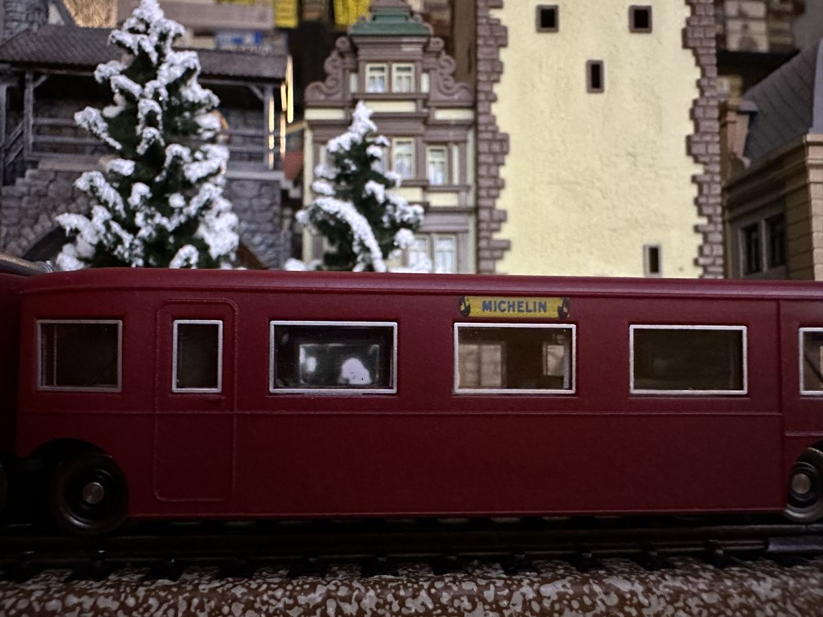 Märklin Modellini di ferrovie: Märklin 3124 Micheline – Usato da Lupsingen venduto da New-Haven 1