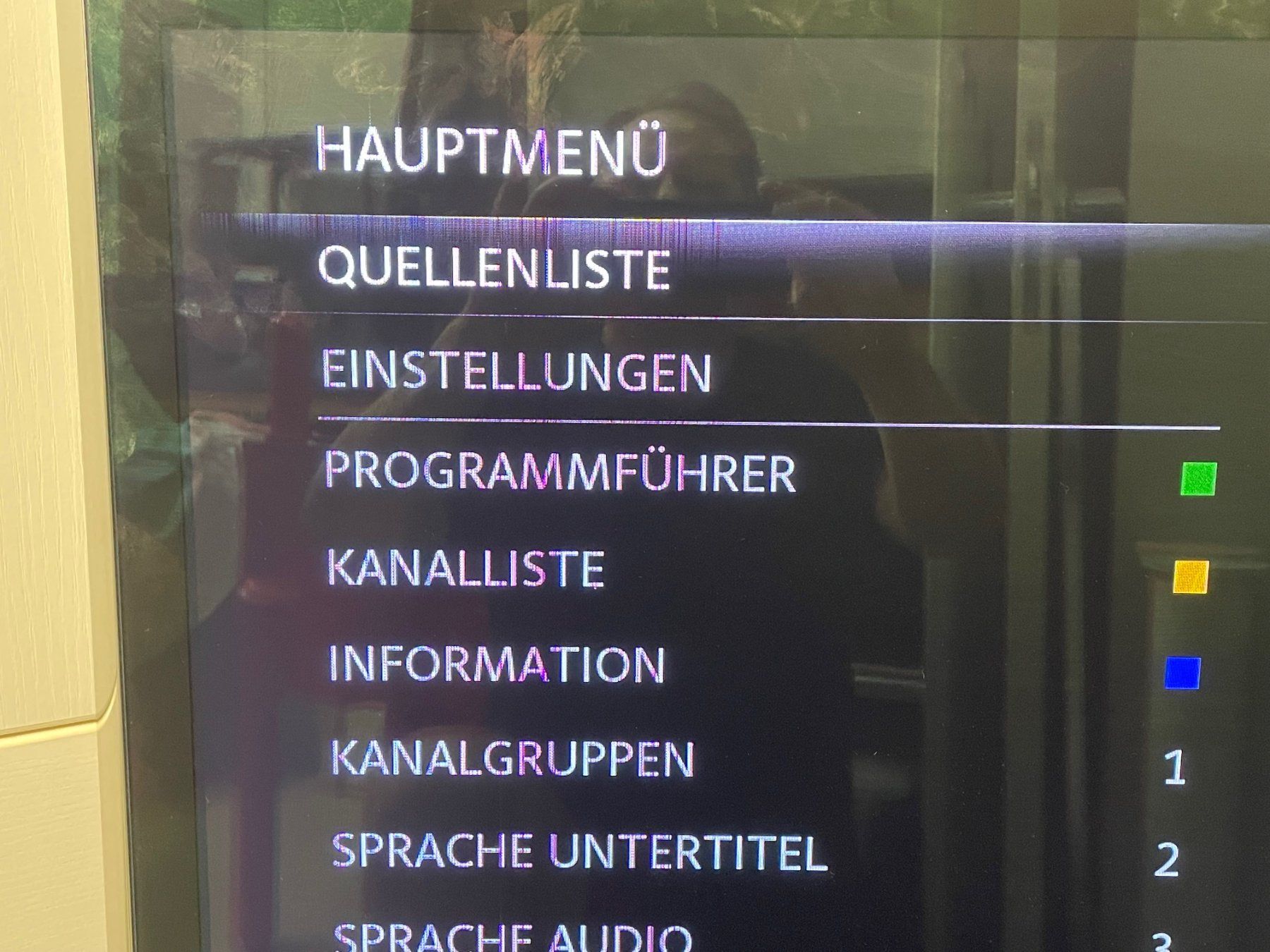 Bang & Olufsen Fernseher: Beovision 11-46, Steifen links im Display – Gebraucht aus Niederurnen von Strike2 1