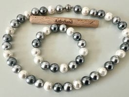 Perlen-Set in silbergrauem Glanz - Kette und Armband