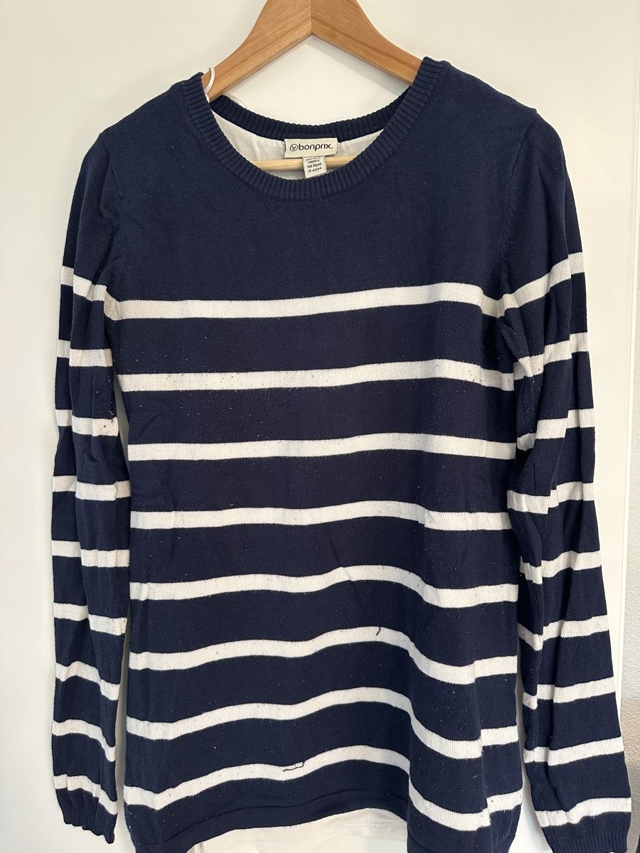 Pulls & Sweat-shirts: Umstands/Stillpullover – D'occasion à Strengelbach par shihtzuliving_22