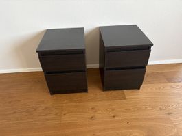 2 Nachttische dunkelbraun mit je 2 Schubladen