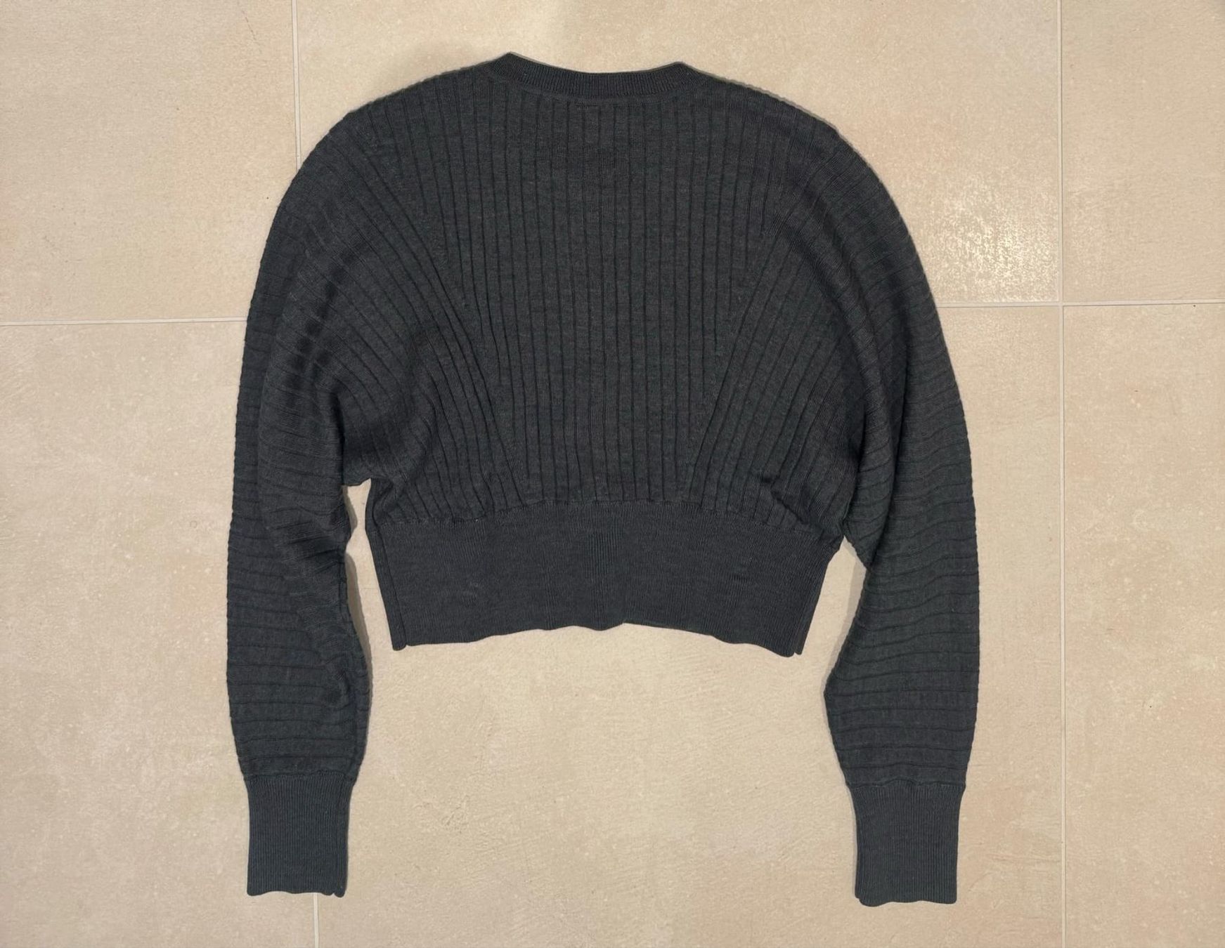 Stefanel Pullover & Sweatshirts: STEFANEL Wool Cropped Cardigan S – Gebraucht aus Claro von sof_pkm8 3